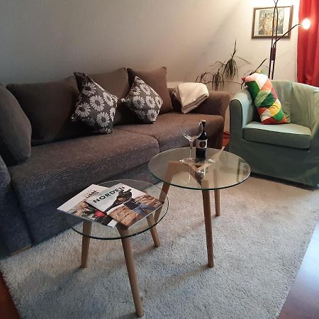 Ferienwohnung Am Schwanensee Plon Bagian luar foto