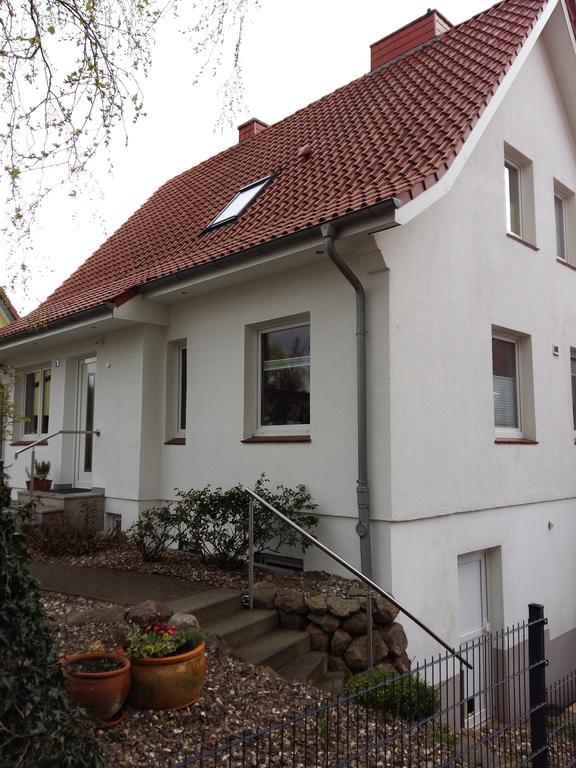 Ferienwohnung Am Schwanensee Plon Bagian luar foto